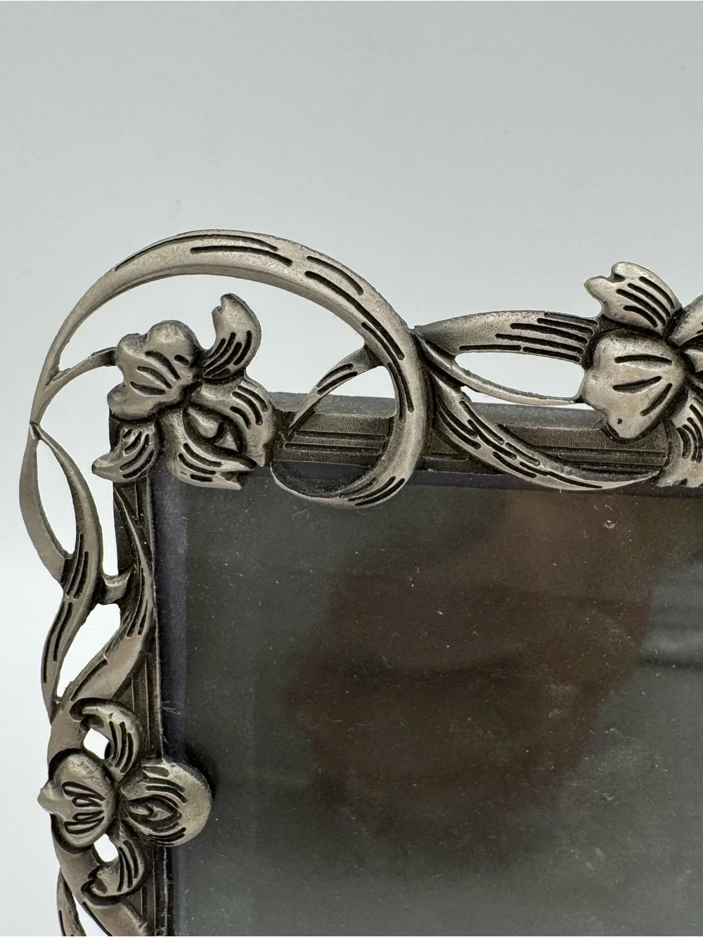 Vintage Filigree Metal Picture Frame 3x5 Orchid Flower Silver Pewter Art Nouveau